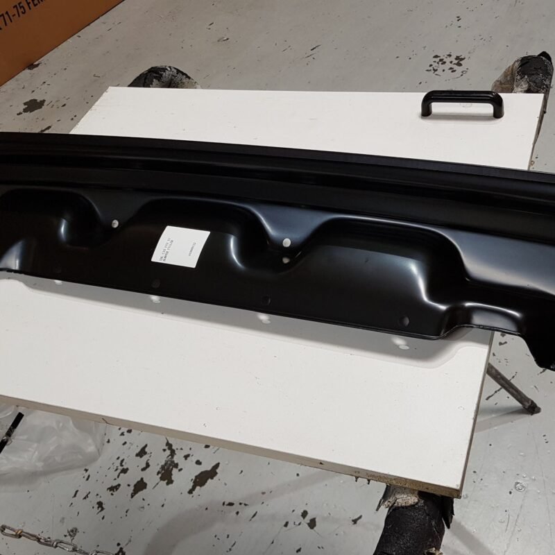 Chevy Pickup 1957 Bumper Filler